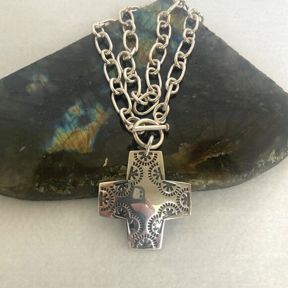 Silpada Sterling Silver 925 Virtuosity Stamped Cross Front Toggle Necklace 17" - Picture 8 of 16